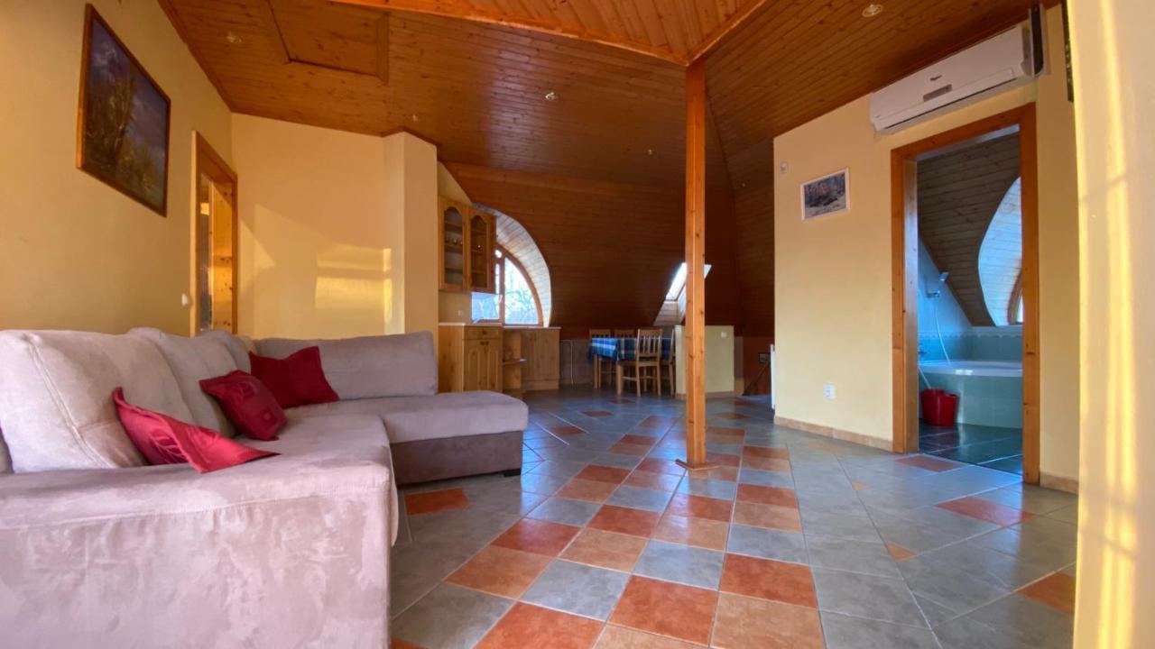 House4U Villa Balatonszemes Bagian luar foto