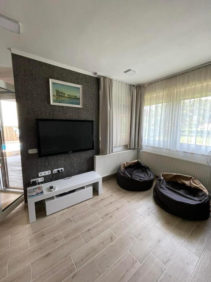 House4U Villa Balatonszemes Bagian luar foto